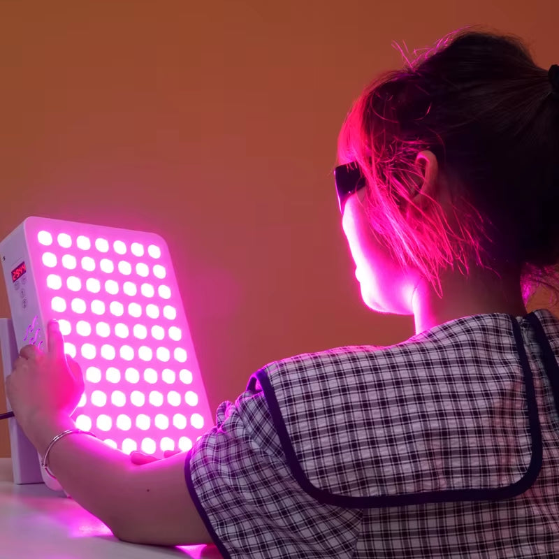 SpectraPulse 70 LED Light Therapy Panel